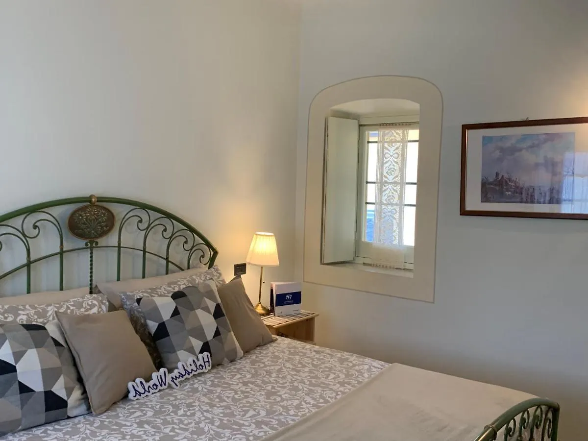 La Casa Nel Castello By Holiday World Apartment Rapallo