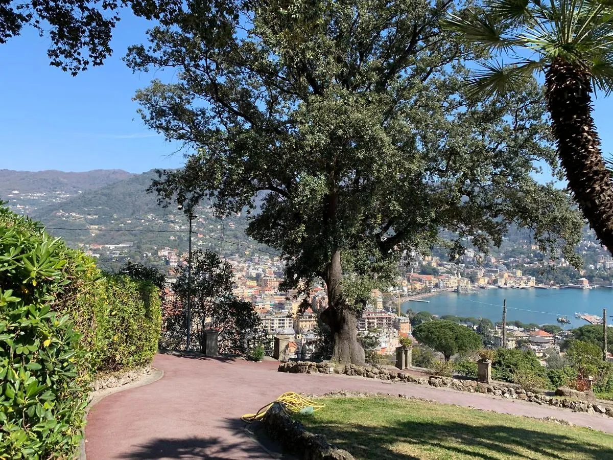 La Casa Nel Castello By Holiday World Apartment Rapallo Italy